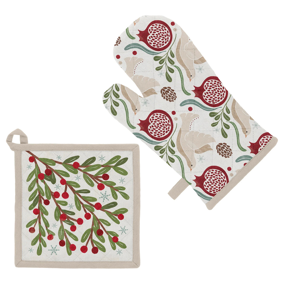Winter Berry Oven Mitt & Pot Holder