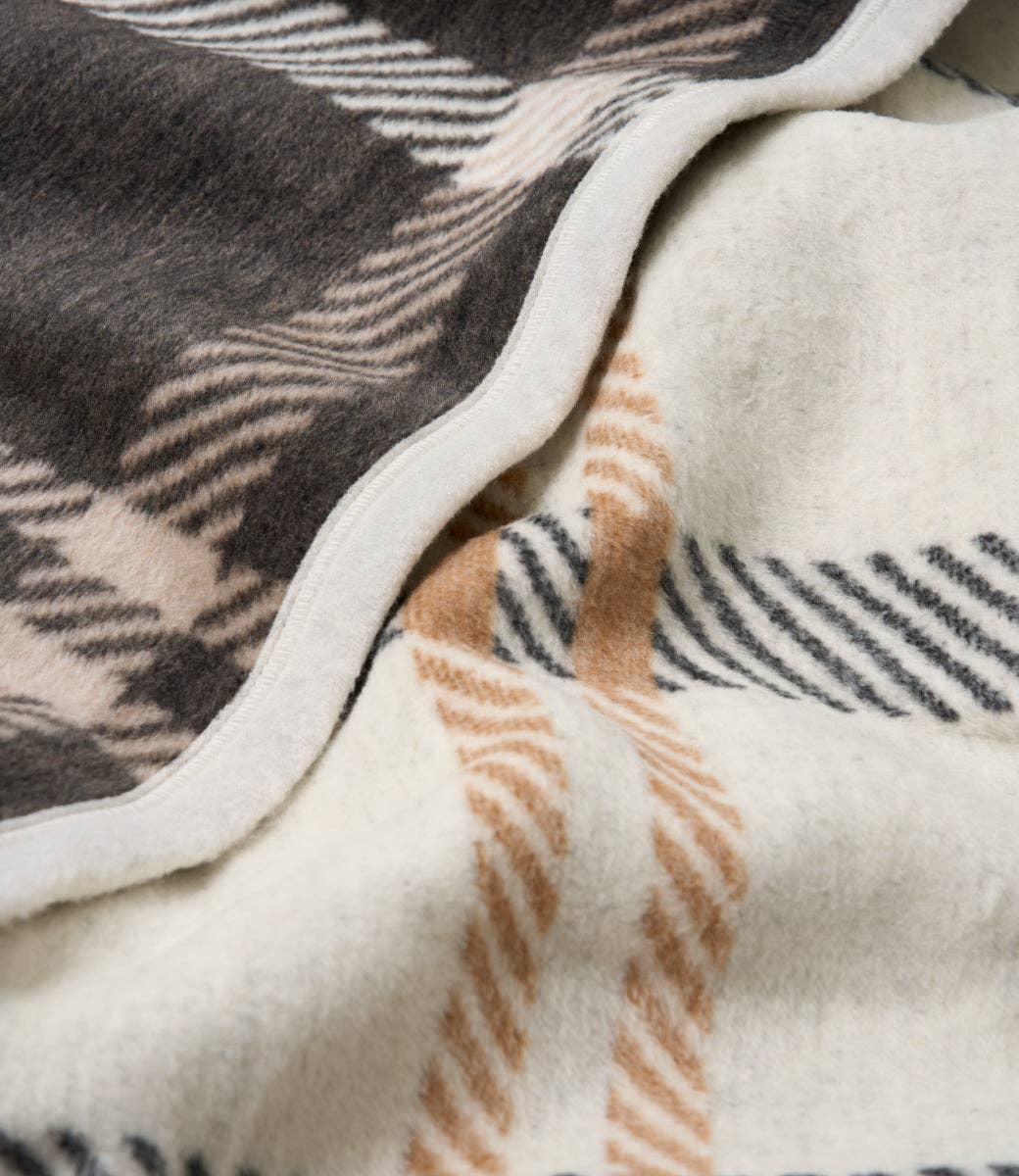 ChappyWrap - Griffin Plaid Blanket