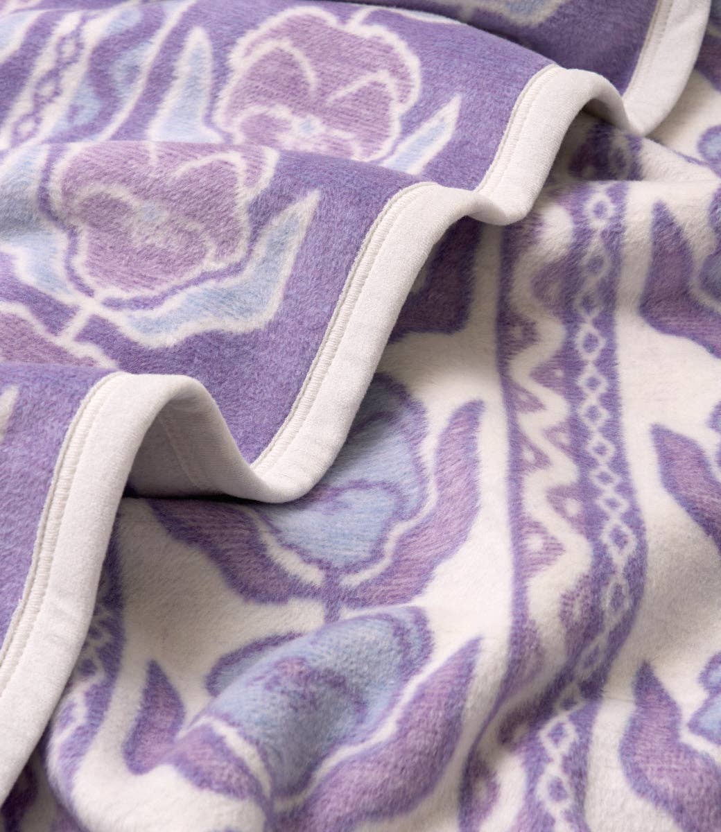 ChappyWrap - Violets Blanket