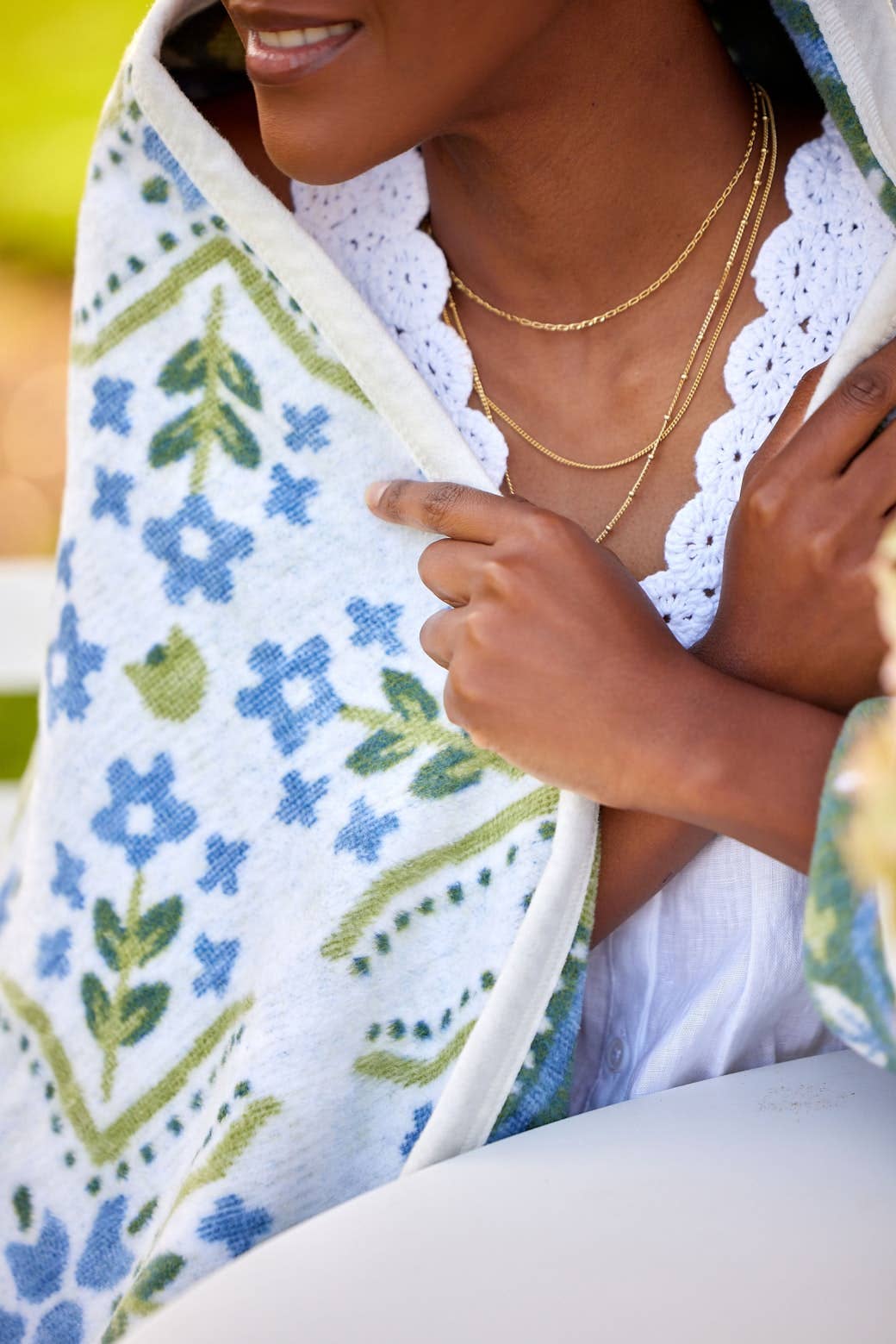 ChappyWrap - Farmhouse Flowers Blanket
