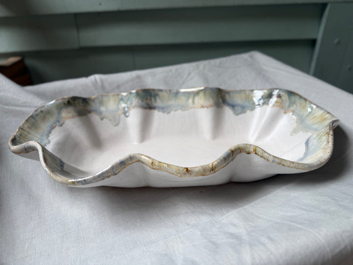 Flutter Dish - Magnolia