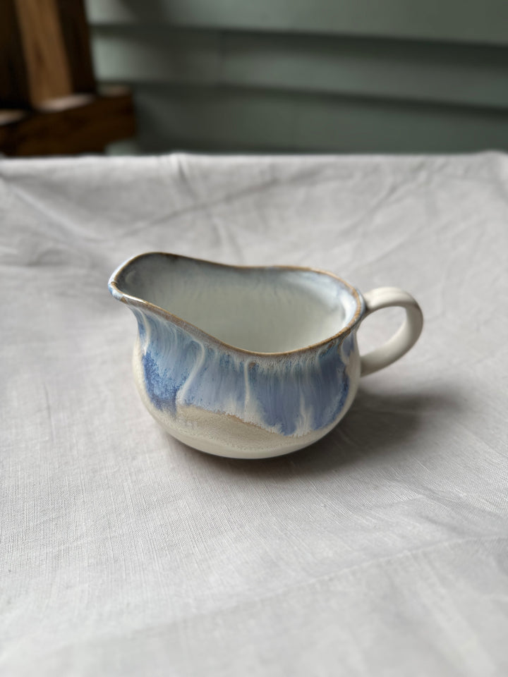Gravy Boat & Saucer Set - Blue Willow