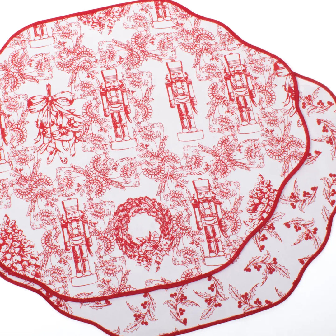 Scallop Reversible Placemat- Classic Nutcracker