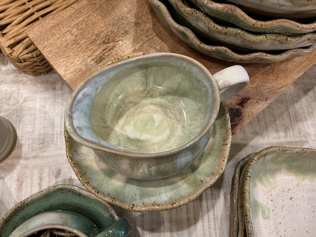Gravy Boat & Saucer Set - Matcha Latte