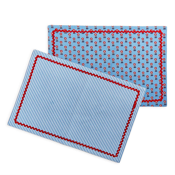 Red, White and Bloom Double Sided Fabric Placemats Set/4
