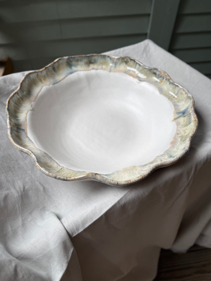 XL 18" Bowl - Magnolia