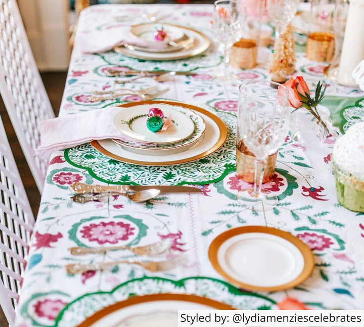 Green Vine Scalloped Paper Placemats | Set of 24