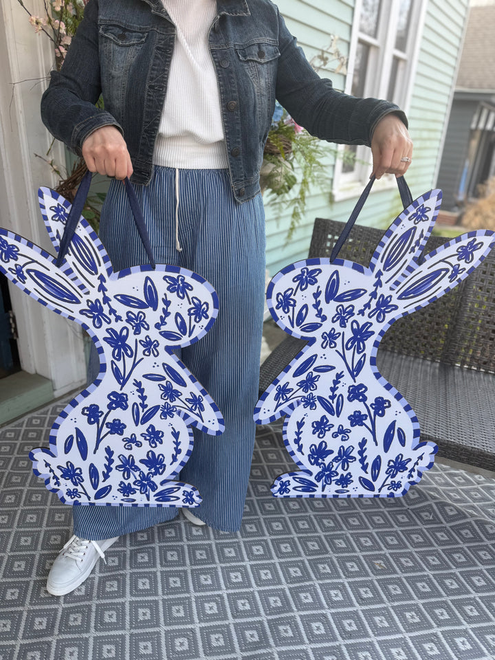 Right Chinoiserie Bunny Door Hanger