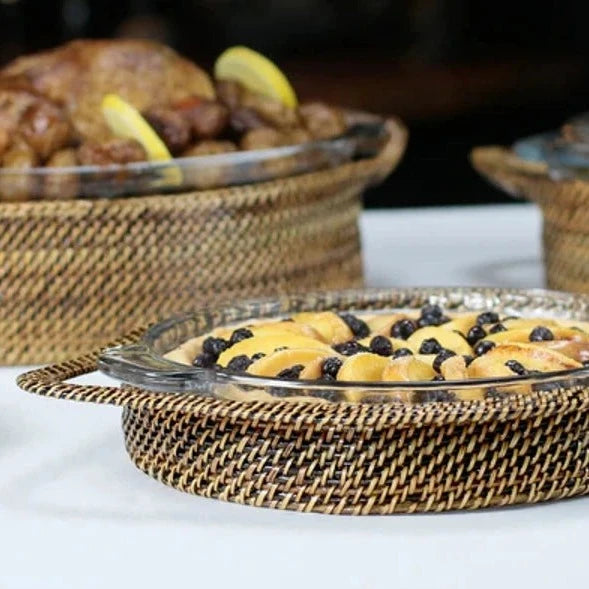Pie Plate Rattan Holder with Anchor Glass