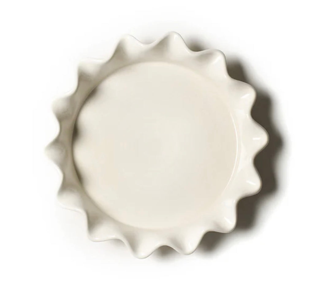 Signature White Ruffle Pie Dish (Small)