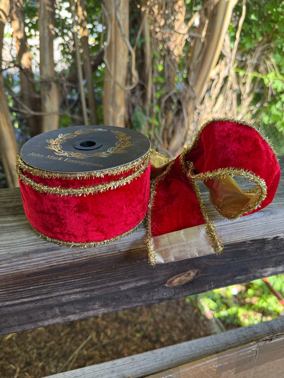 JME Velvet Metallic Dupion DBL Fused Tinsel Edge Red
