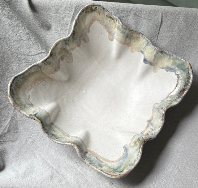 Square Point Bowl - Magnolia