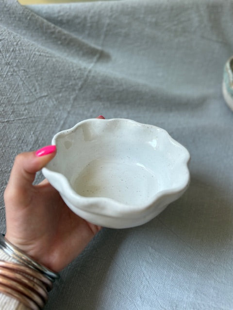 Springtime Salsa - Eyelet White