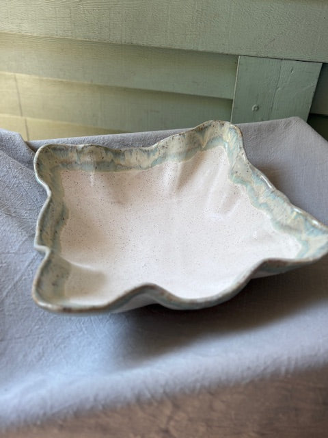 Square Point Bowl - Hydrangea