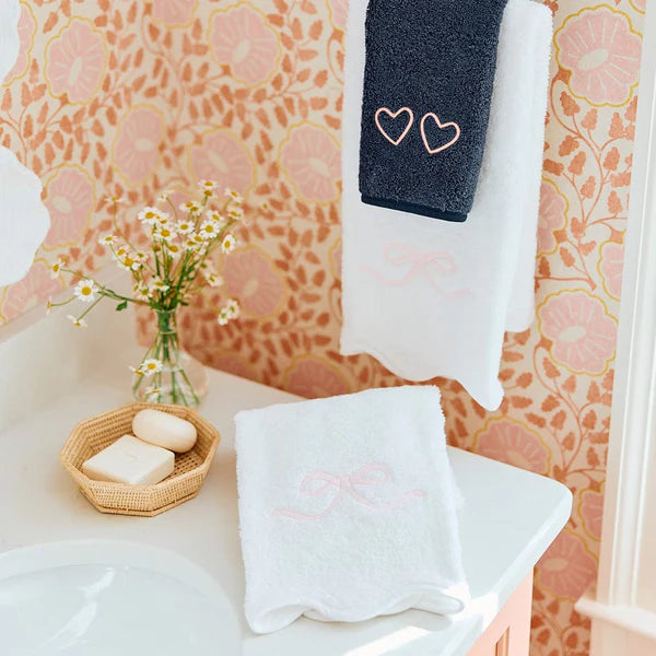 Scalloped Edge Hand Towel