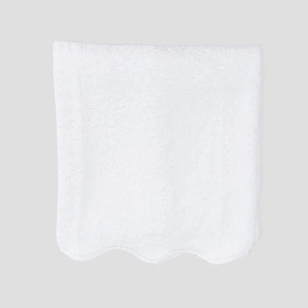 Scalloped Edge Bath Towel